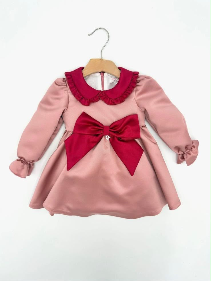 Abito elegante con fiocco