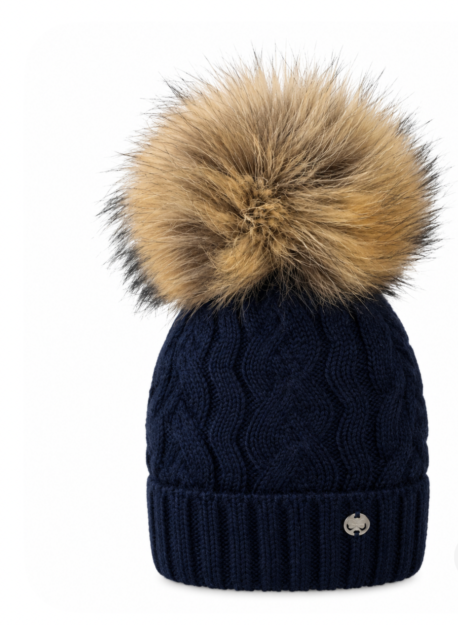 Cappello in lana con pom pon
